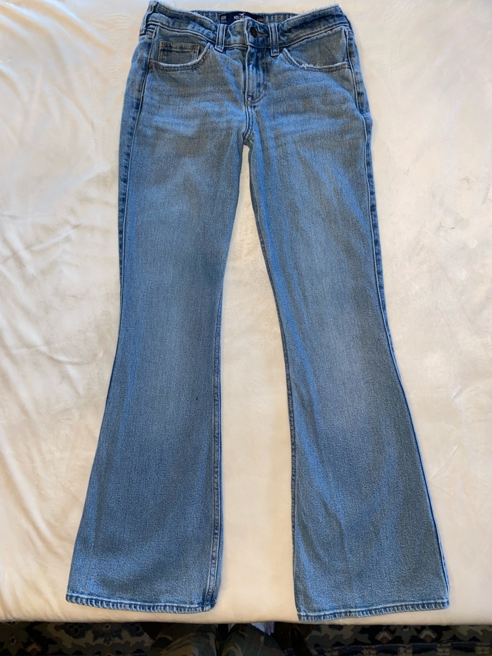 Hollister Vintage Stretch Low-Rise Flare Light Wash Blue Denim Jeans Women’s 24